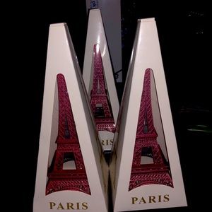 Model Eiffel Tower - Pink Metal